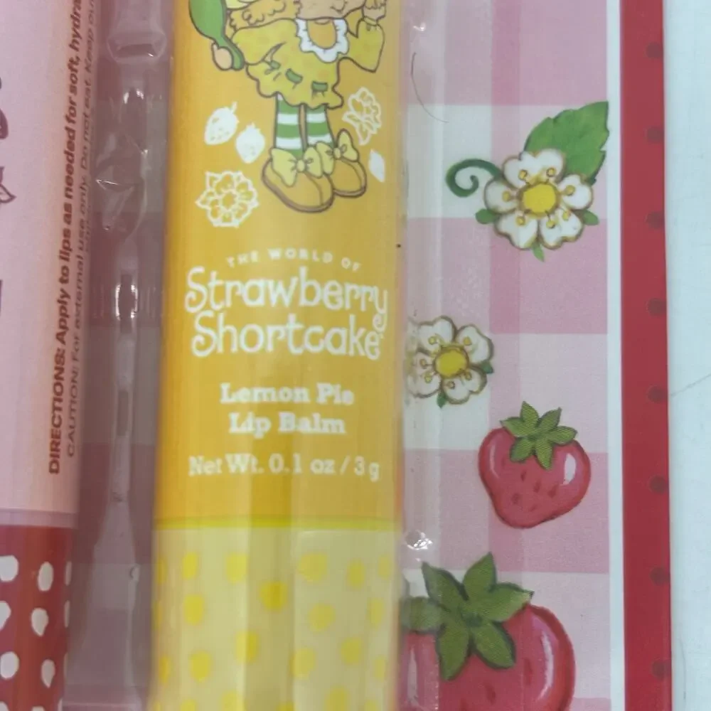 WildBrain strawberry short